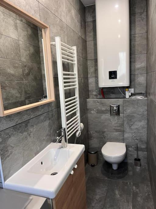 Apartmán Le Pressense Vénissieux Exteriér fotografie