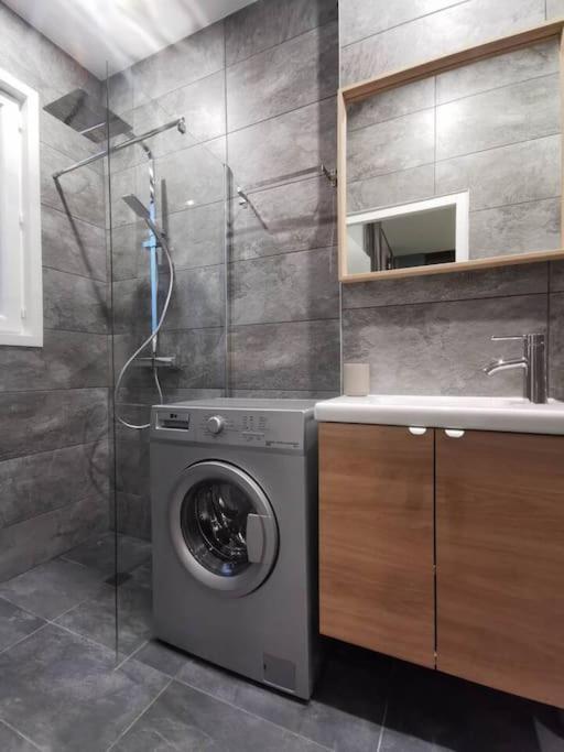 Apartmán Le Pressense Vénissieux Exteriér fotografie